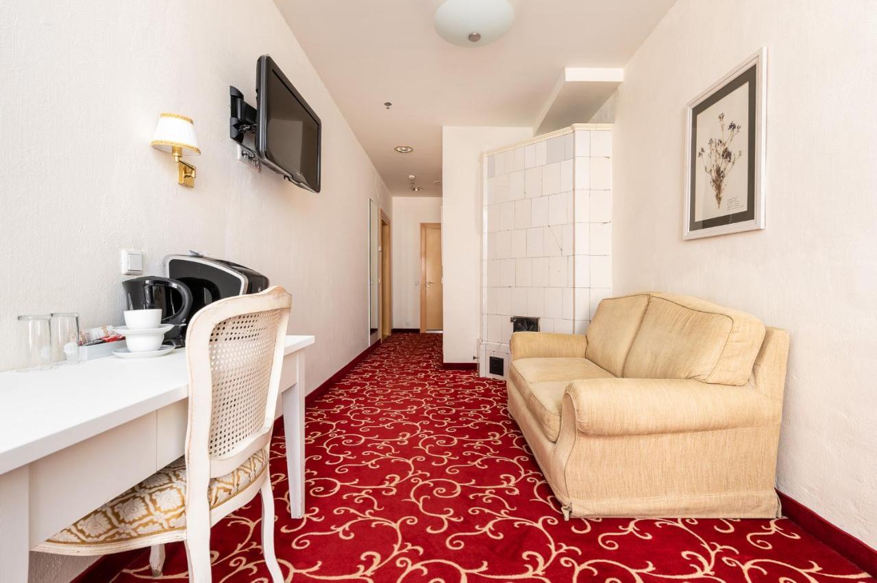 Meriton Old Town Garden Hotel Talin Exterior foto