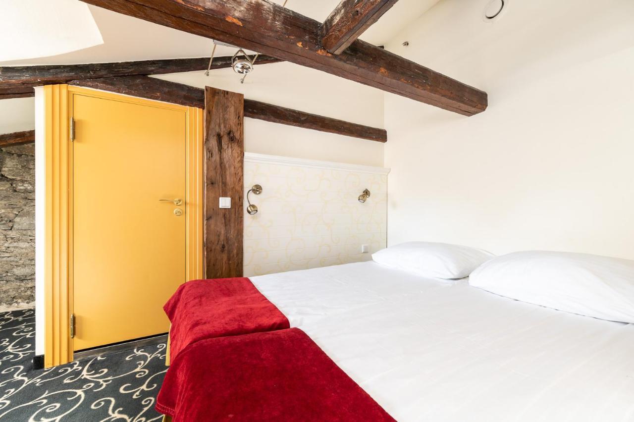 Meriton Old Town Garden Hotel Talin Exterior foto