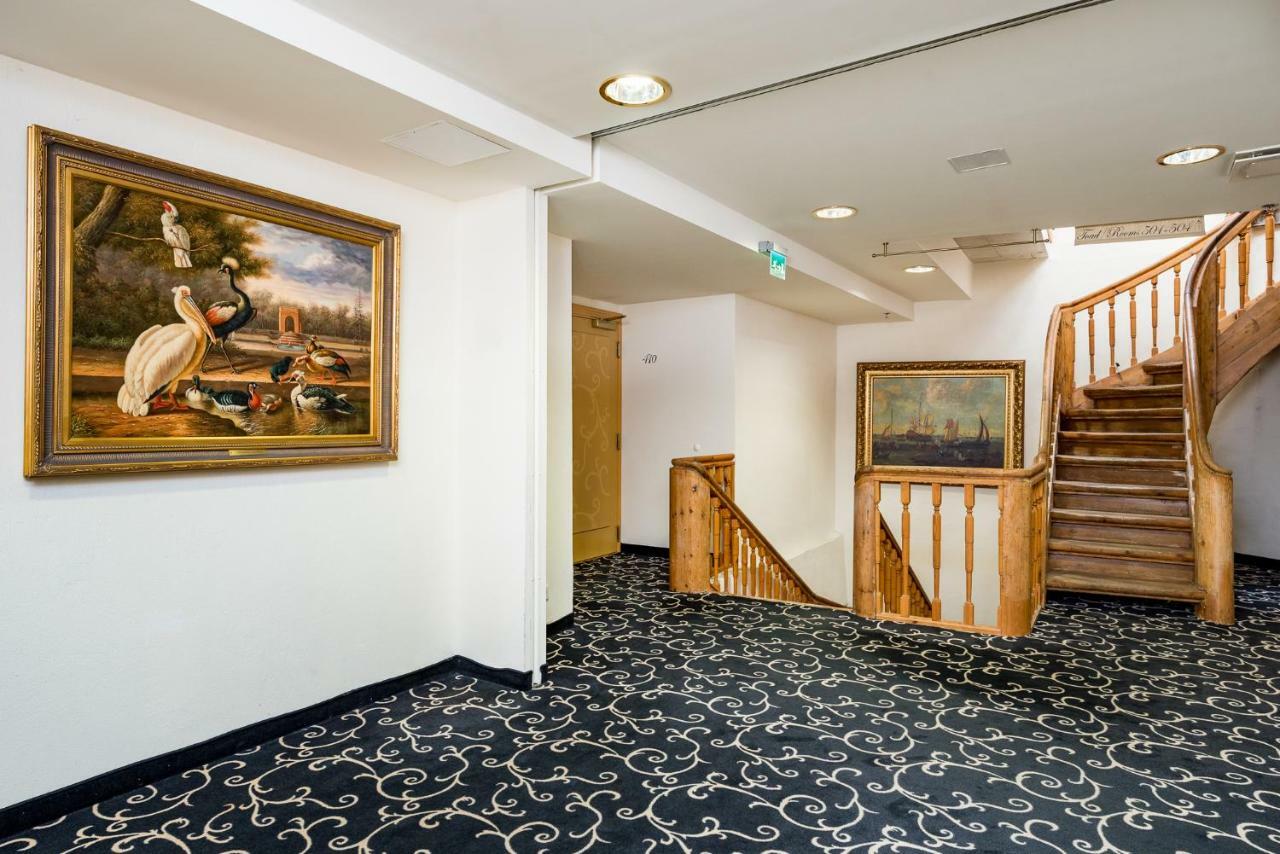 Meriton Old Town Garden Hotel Talin Exterior foto