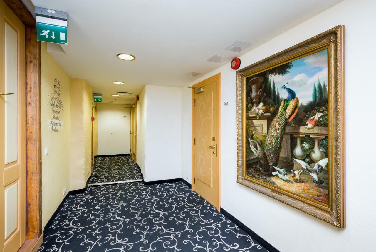 Meriton Old Town Garden Hotel Talin Exterior foto